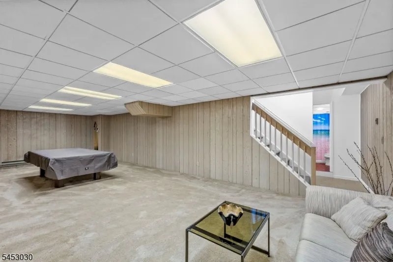 239 Westervelt Ln Mahwah, NJ 07430