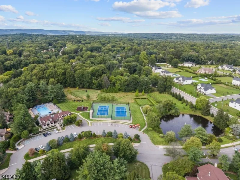 239 Westervelt Ln Mahwah, NJ 07430