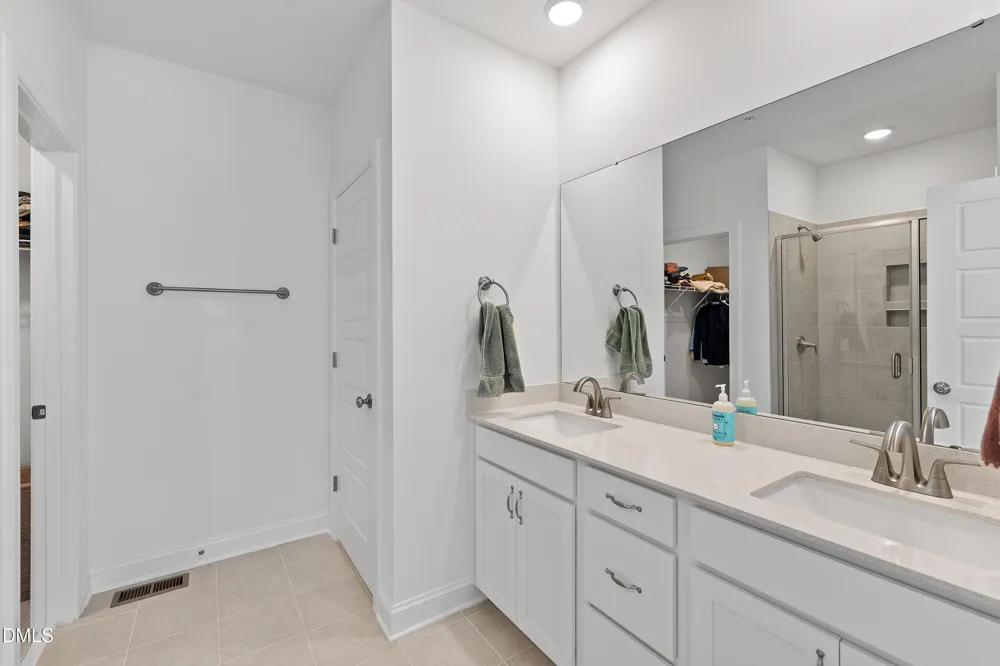 605 Hedrick Rdg Road Cary, NC 27519