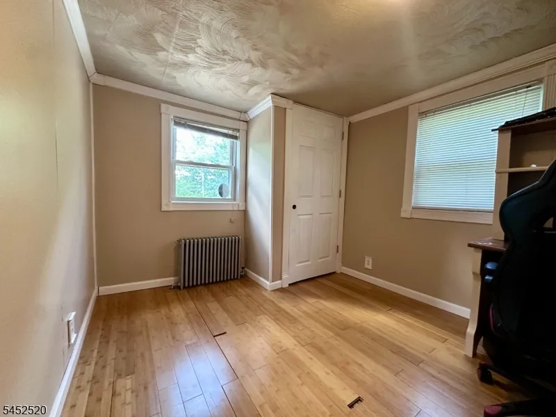 15 Warren Hagstrom Blvd Wanaque, NJ 07465