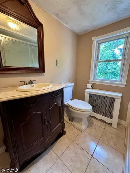 15 Warren Hagstrom Blvd Wanaque, NJ 07465