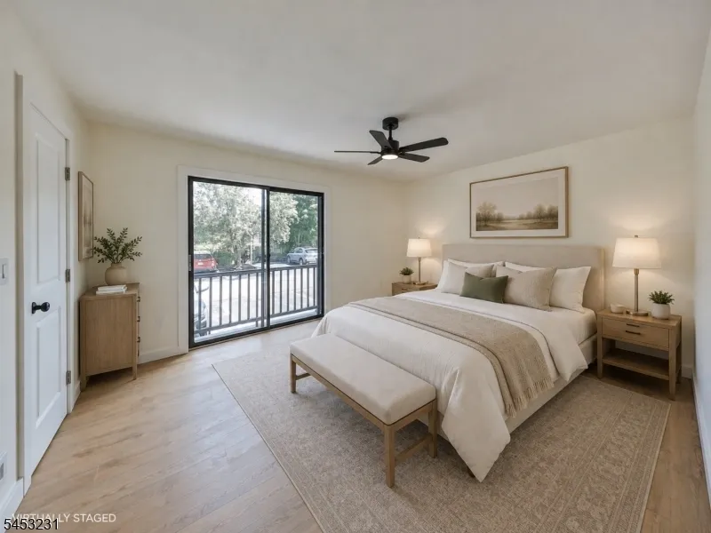813 Spruce Hills Dr Glen Gardner, NJ 08826