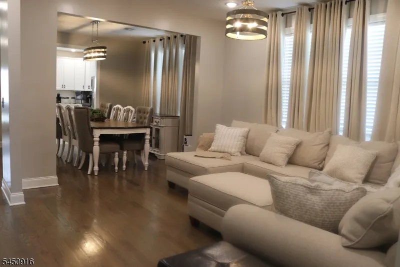 22 Larch St Carteret, NJ 07008