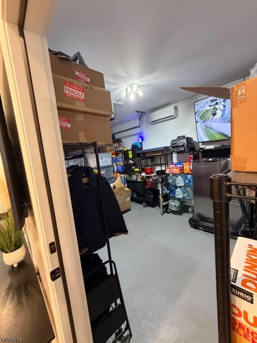 22 Larch St Carteret, NJ 07008