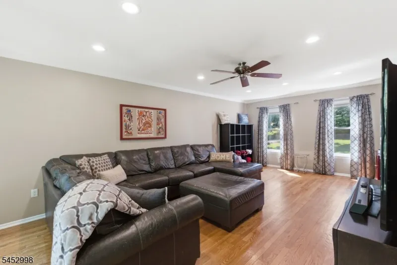 1120 N Washington Ave Green Brook, NJ 08812