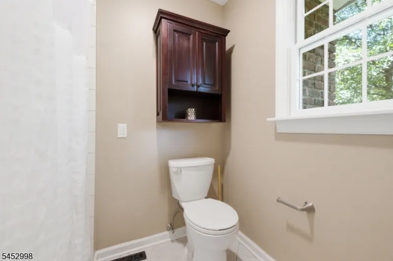 1120 N Washington Ave Green Brook, NJ 08812