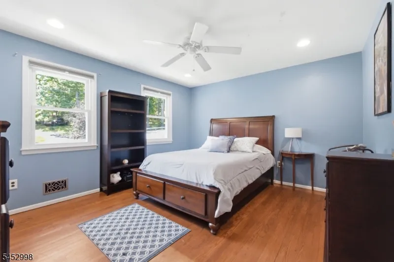 1120 N Washington Ave Green Brook, NJ 08812