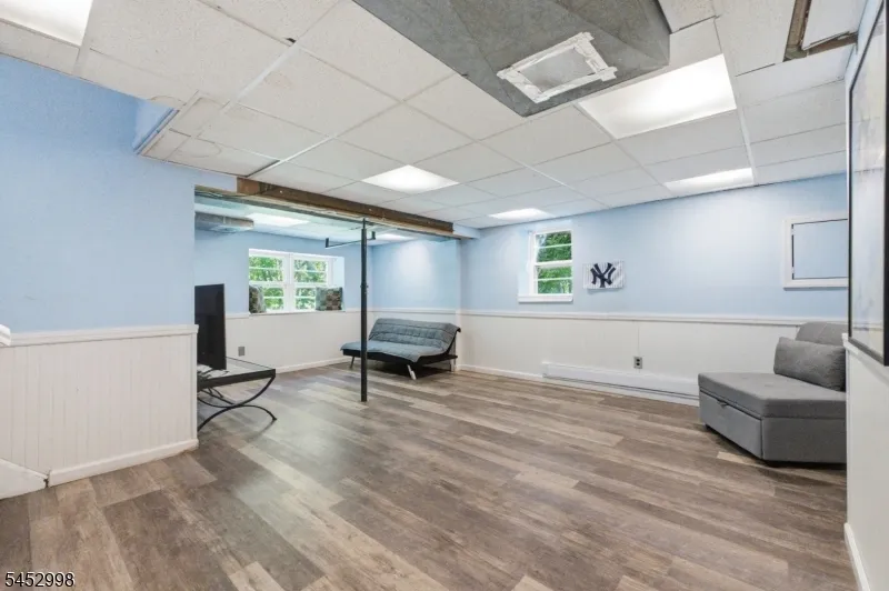 1120 N Washington Ave Green Brook, NJ 08812