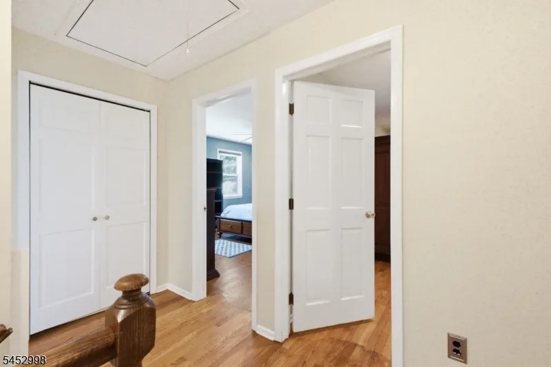 1120 N Washington Ave Green Brook, NJ 08812