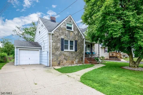110 Amherst Ave