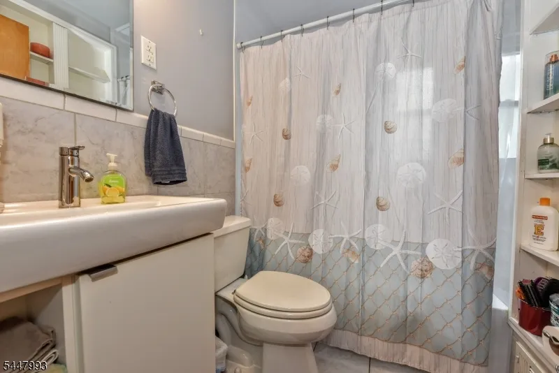 166 Kent St Hackensack City, NJ 07601