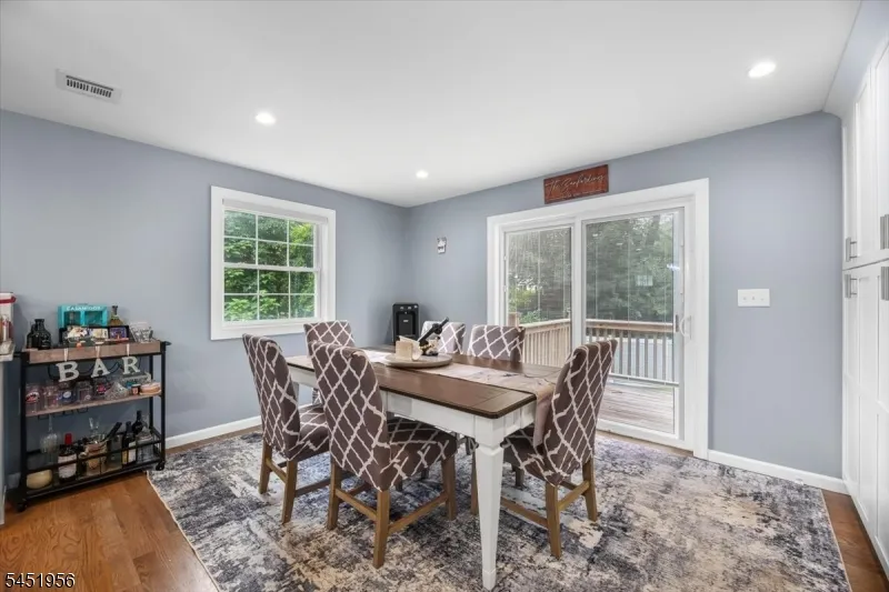 42 Wells Ct Bloomfield, NJ 07003