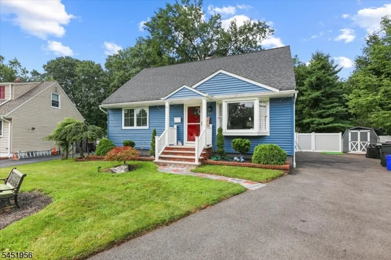 42 Wells Ct Bloomfield, NJ 07003