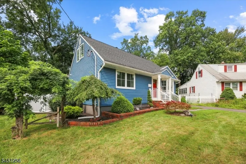 42 Wells Ct Bloomfield, NJ 07003