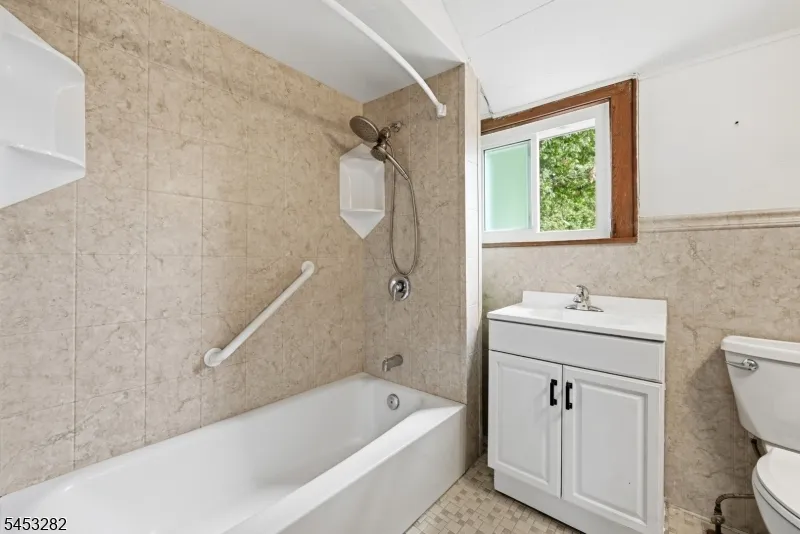 624 Britton St Elizabeth City, NJ 07202