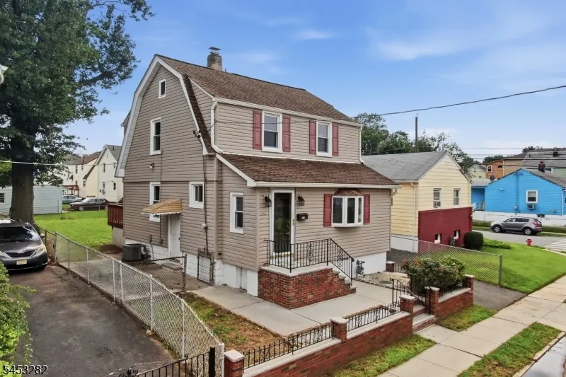 624 Britton St Elizabeth City, NJ 07202