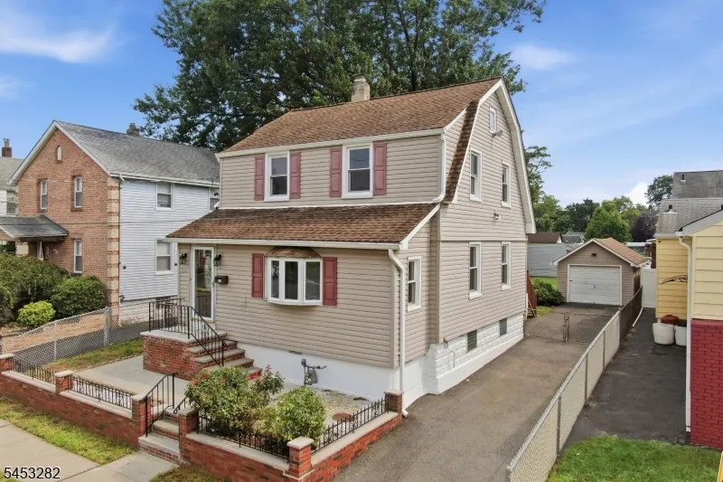 624 Britton St Elizabeth City, NJ 07202