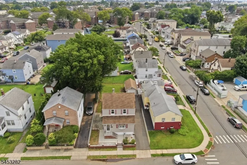 624 Britton St Elizabeth City, NJ 07202