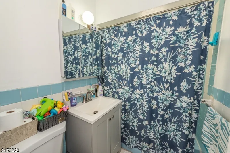1109 Lincoln St Linden City, NJ 07036
