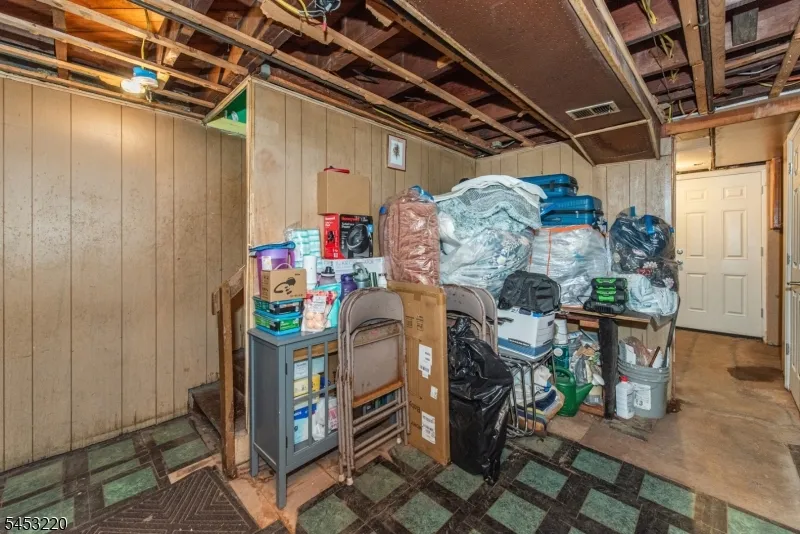 1109 Lincoln St Linden City, NJ 07036