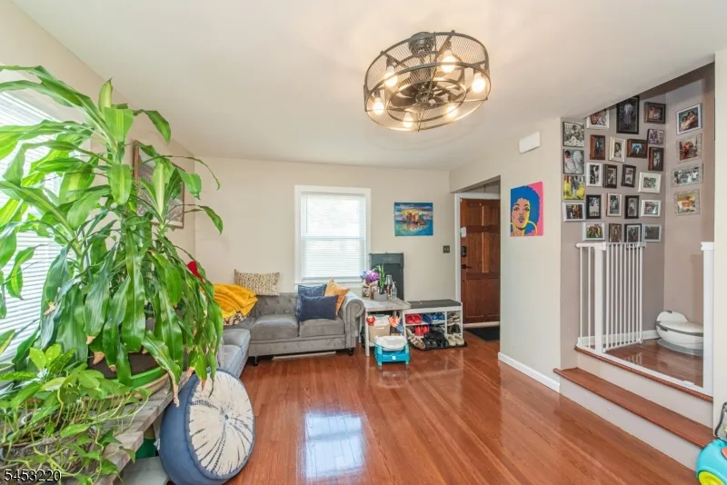 1109 Lincoln St Linden City, NJ 07036