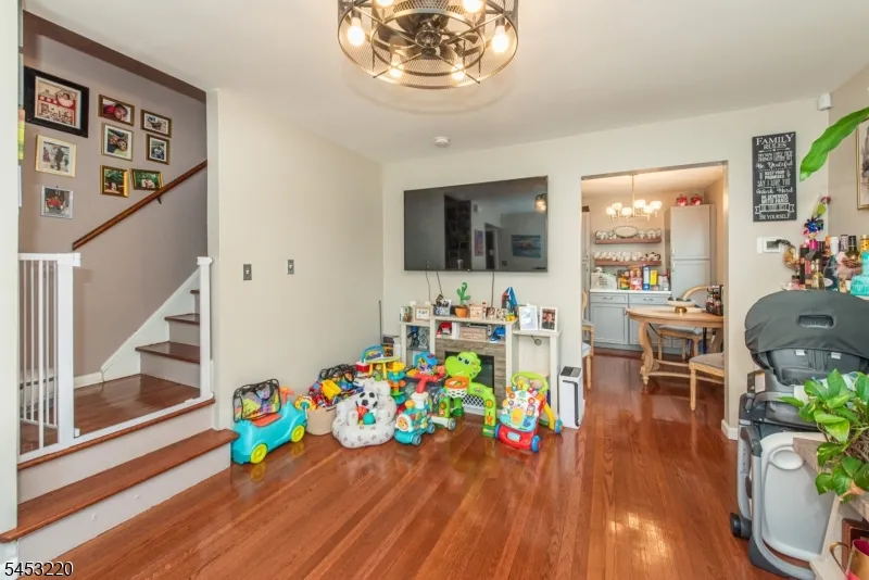 1109 Lincoln St Linden City, NJ 07036