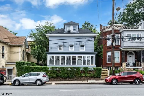 1025 Madison Ave
