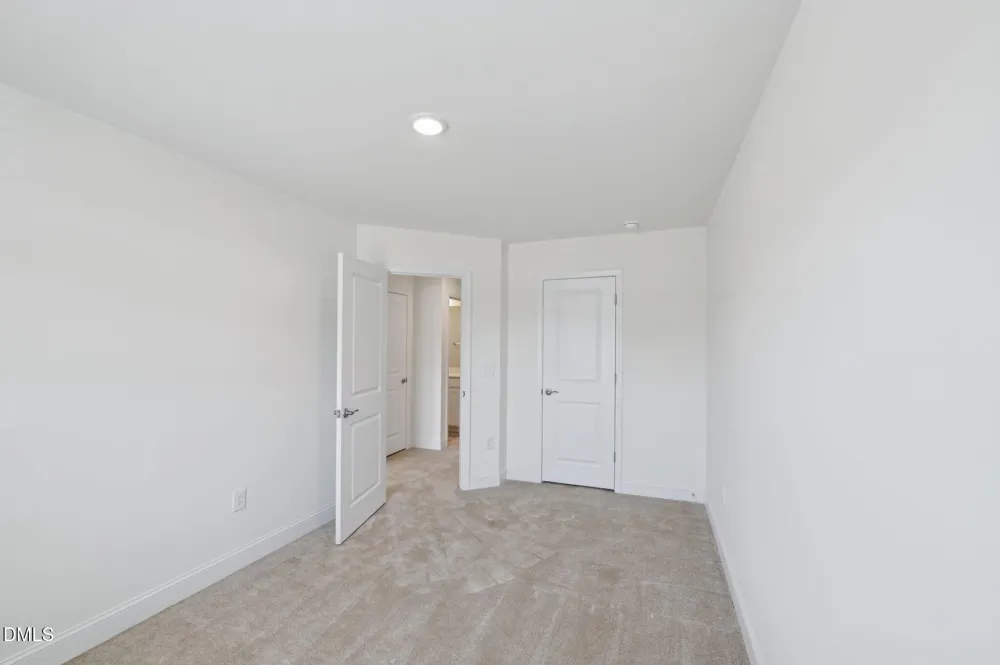 654 Sefton Park Drive Zebulon, NC 27597