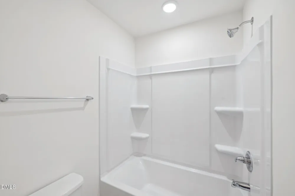 654 Sefton Park Drive Zebulon, NC 27597