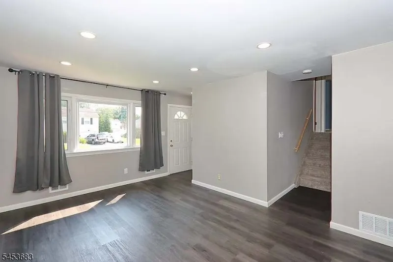 3328 Beverly Rd South Plainfield, NJ 07080