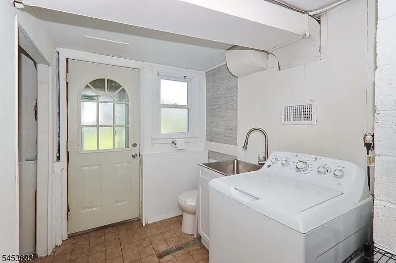 3328 Beverly Rd South Plainfield, NJ 07080