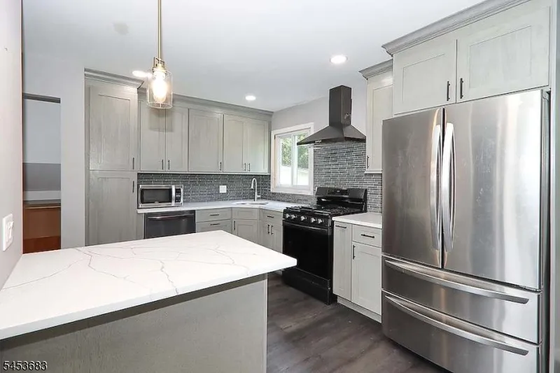 3328 Beverly Rd South Plainfield, NJ 07080
