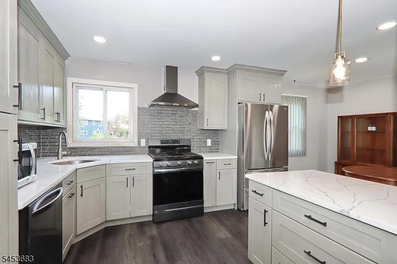 3328 Beverly Rd South Plainfield, NJ 07080