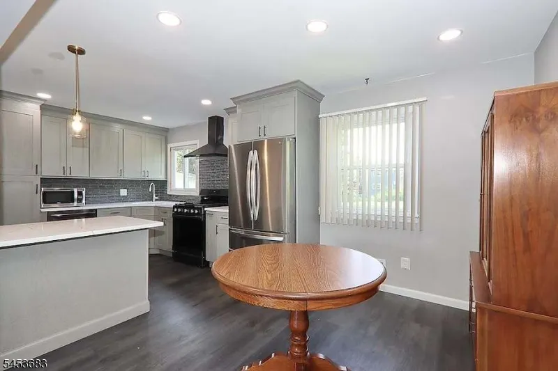 3328 Beverly Rd South Plainfield, NJ 07080