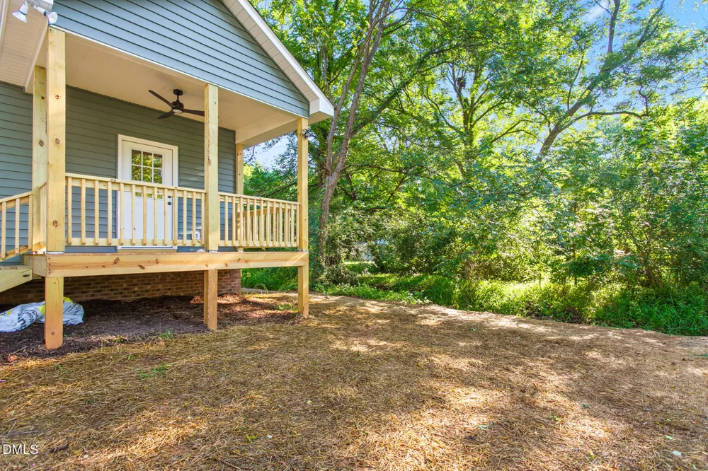 1305 E Willowbrook Drive Burlington, NC 27215
