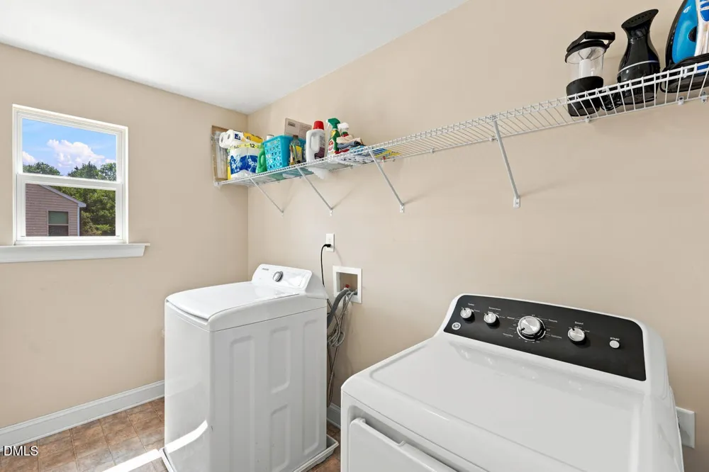 1412 Silver Valley Drive Knightdale, NC 27545