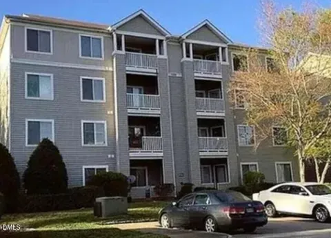 1220 University Court
