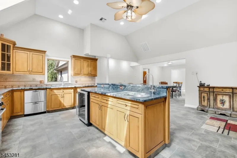 312 Naughright Rd Washington, NJ 07853
