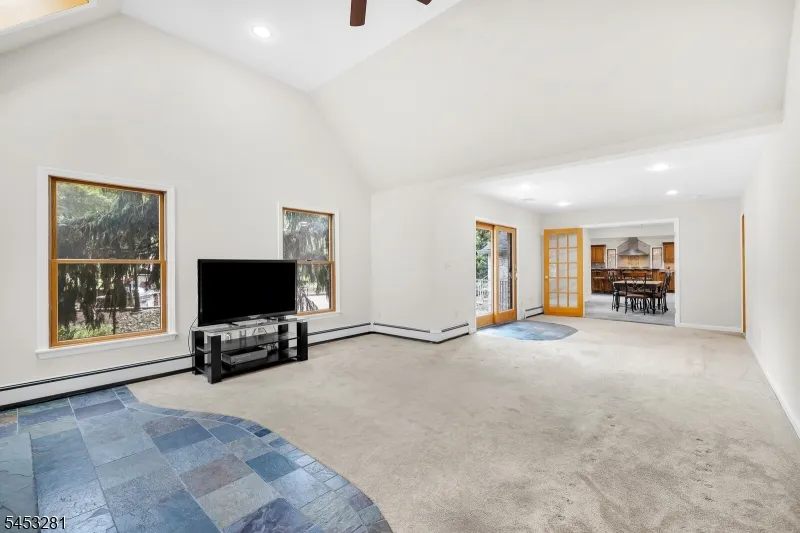 312 Naughright Rd Washington, NJ 07853