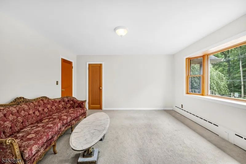 312 Naughright Rd Washington, NJ 07853