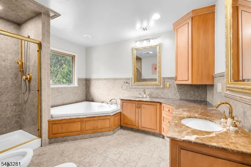 312 Naughright Rd Washington, NJ 07853