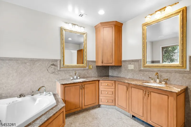 312 Naughright Rd Washington, NJ 07853