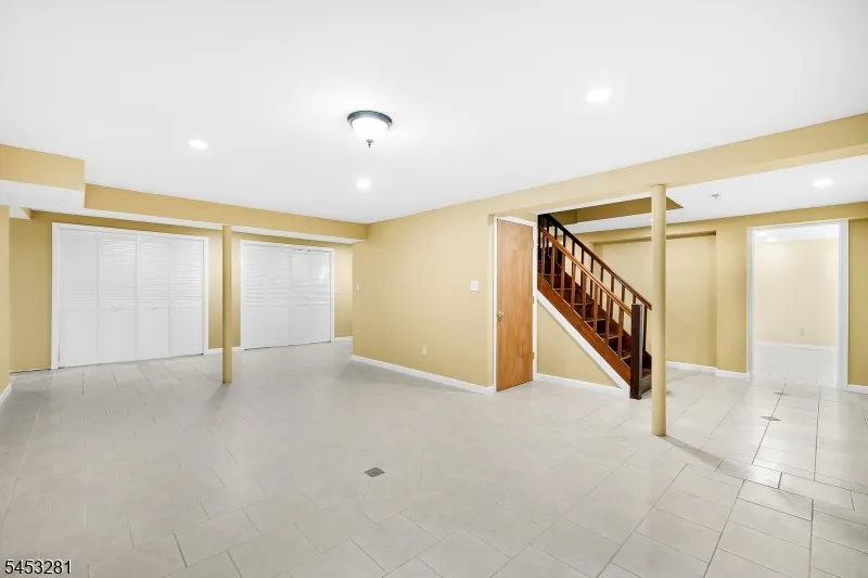 312 Naughright Rd Washington, NJ 07853