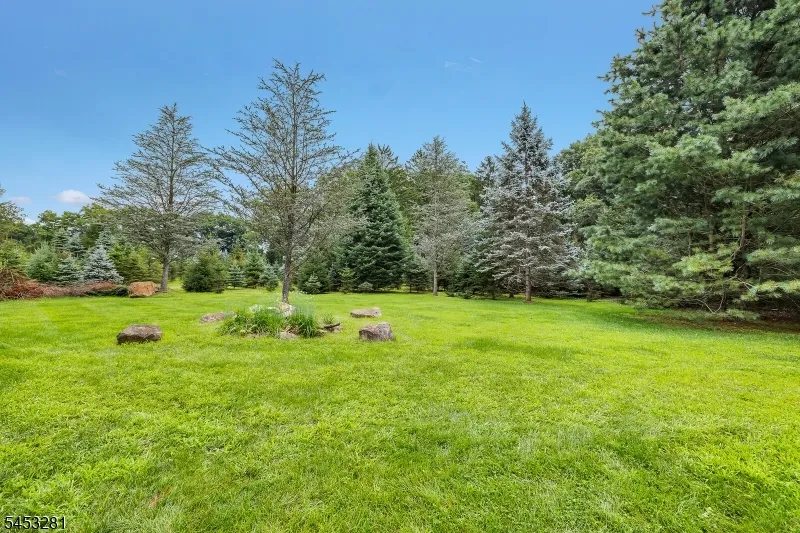 312 Naughright Rd Washington, NJ 07853