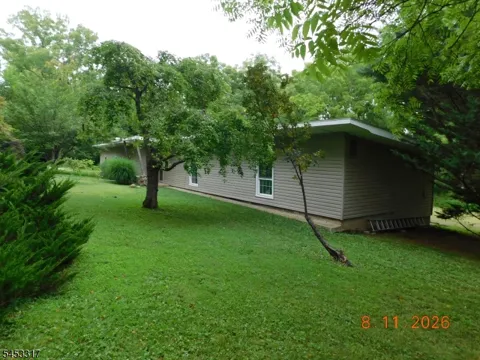 67 Cemetery Hill Rd