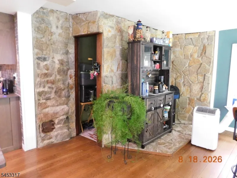 67 Cemetery Hill Rd Washington, NJ 07882