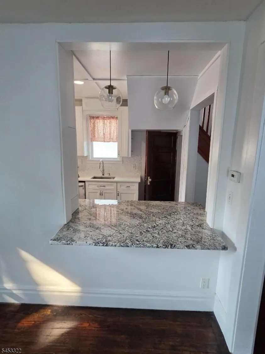 195 Kerrigan Blvd Newark City, NJ 07106