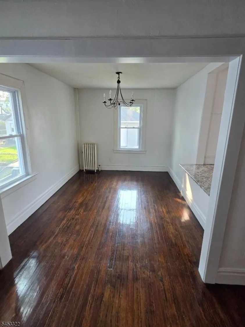 195 Kerrigan Blvd Newark City, NJ 07106