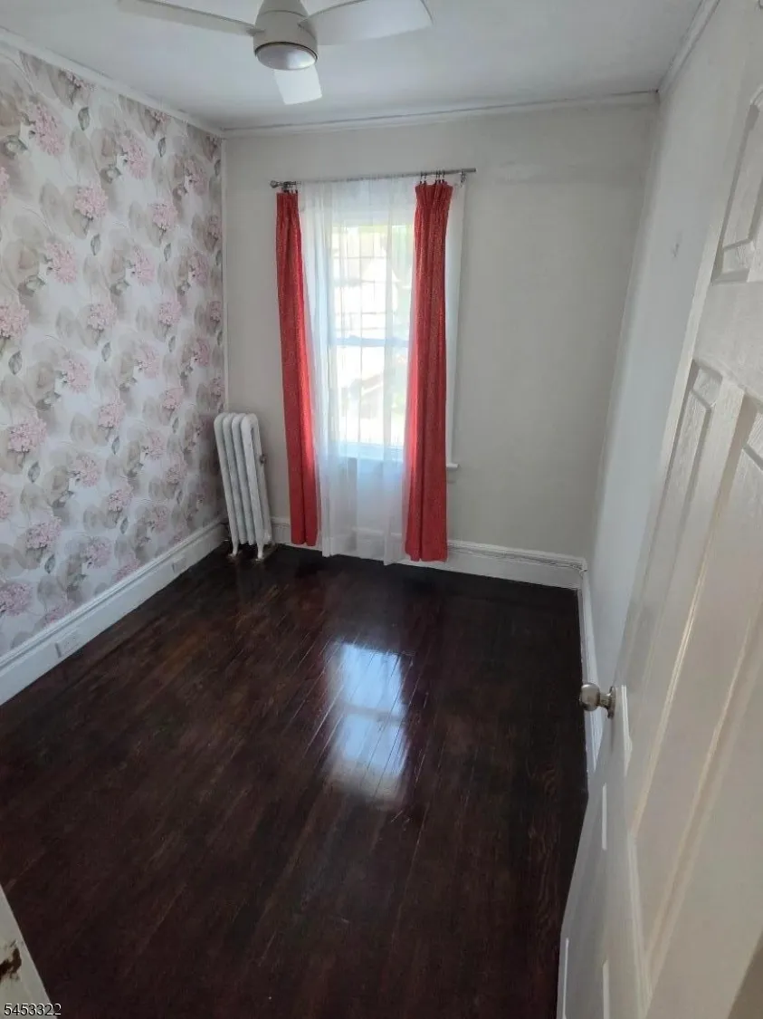 195 Kerrigan Blvd Newark City, NJ 07106