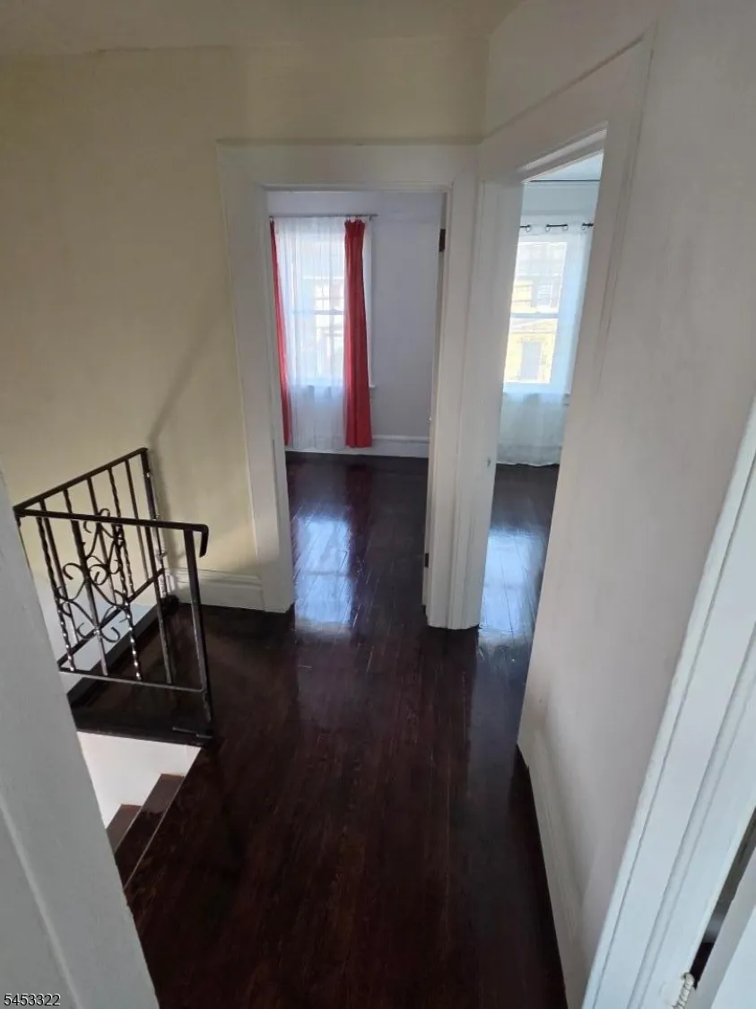 195 Kerrigan Blvd Newark City, NJ 07106
